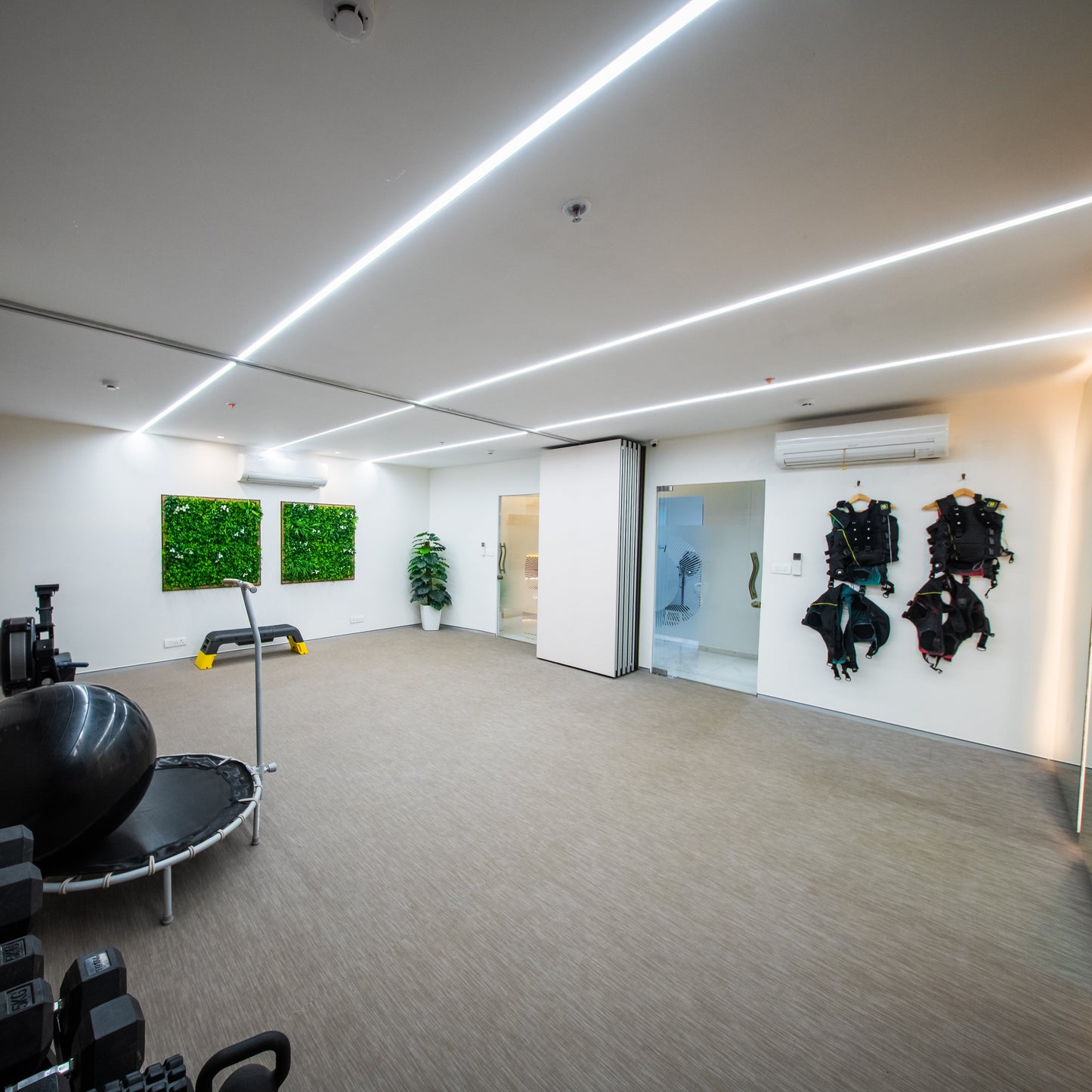 Super-Suit Fitness Training (EMS) For One