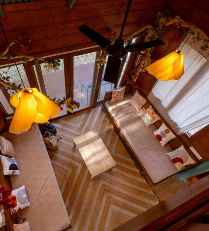 Firefly Treehouse Stay: A Quiet Escape in Nature For Two