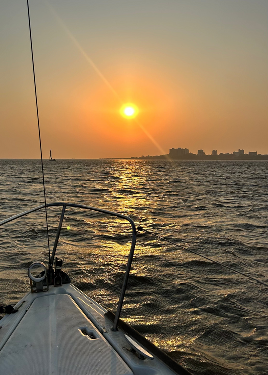 Golden Horizon Sunset Sail for 8