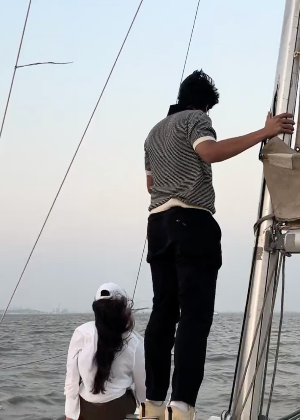 Celebration Sails: A Personalized Yacht Experience for 4