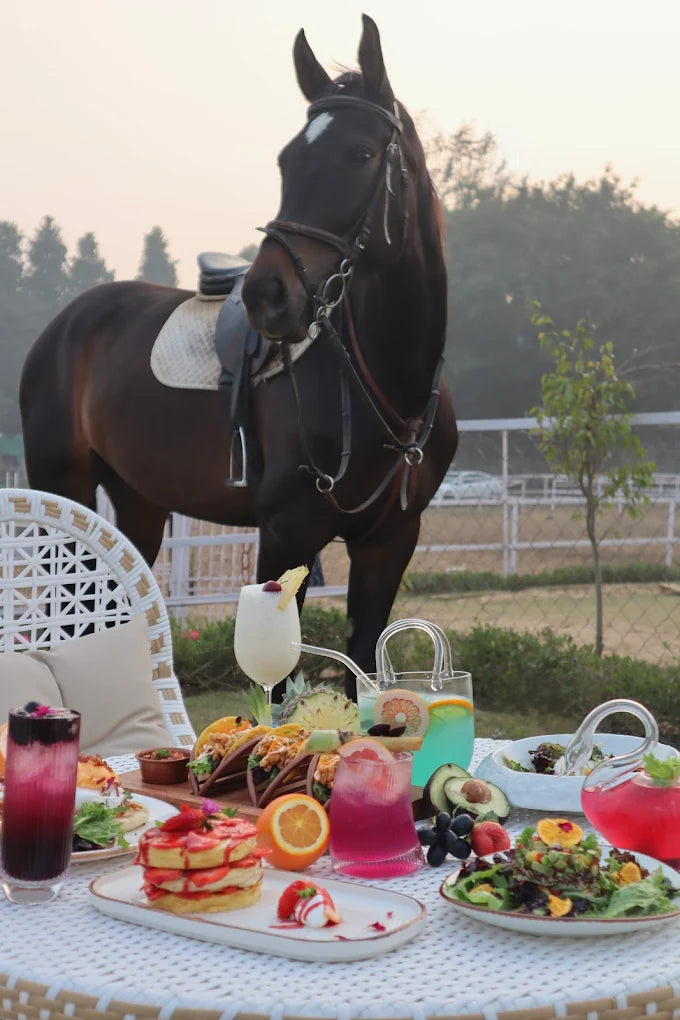 A Horse & Hearth Date For Two